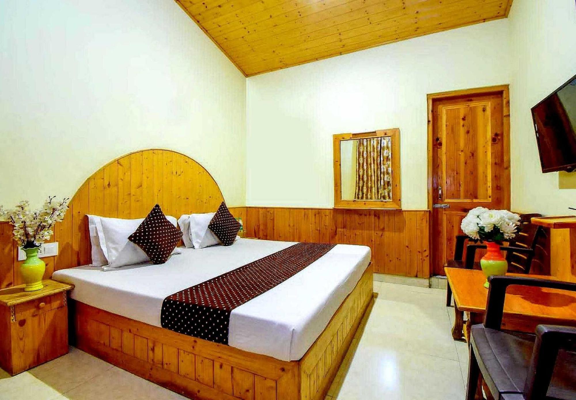 Oyo Flagship 82405 Cochin Villa Manāli Eksteriør bilde